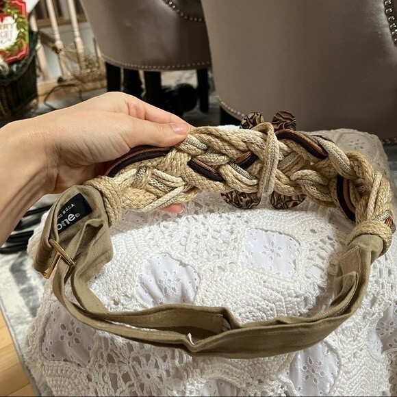 IONE Braided Rope and Mother of Pearl  One Size Fits All Vintage Belt NWOT - Picture 4 of 13